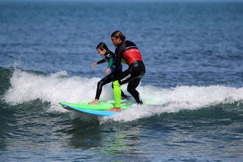 curso surf sopelana|More.